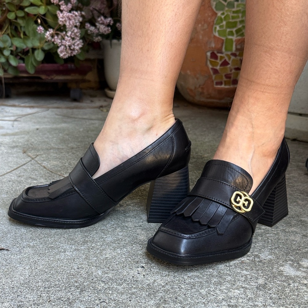 Black Sam Edelman Leather Loafer Heels with Beautiful Gold Accent